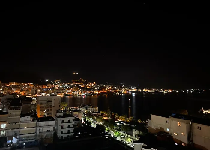 Reiii 公寓 Sarandë